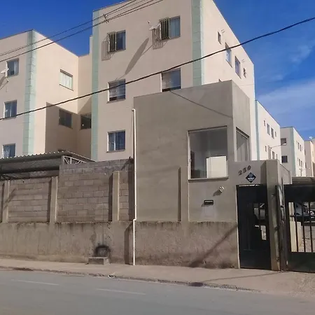 Apartamento Capitolio D'Loren Dos Lagos 4º Andar Exterior photo